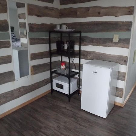 Bed And Breakfast Comfy & Cozy Хантсвилл Экстерьер фото